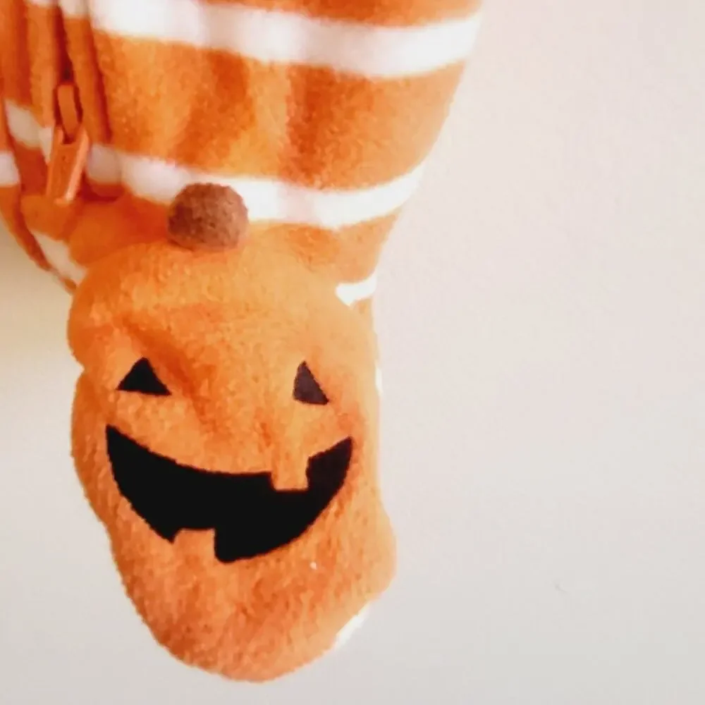 New 6M Carter's pumpkin fleece